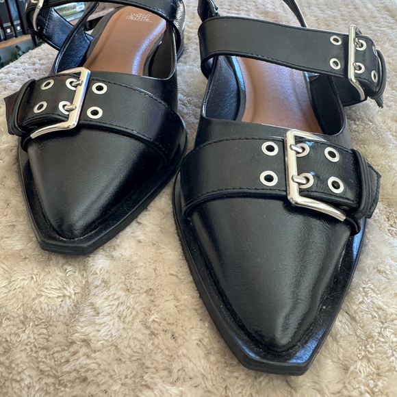 Wild Fable Black Buckle Flats - Picture 2 of 7